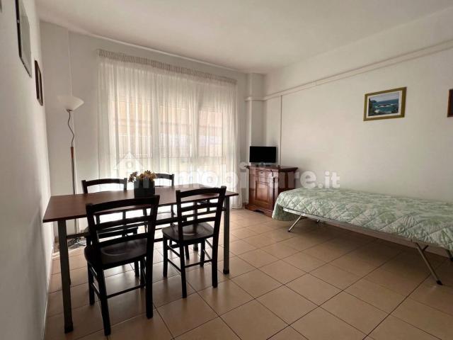 Bilocale via Goffredo Mameli 18, Gaeta