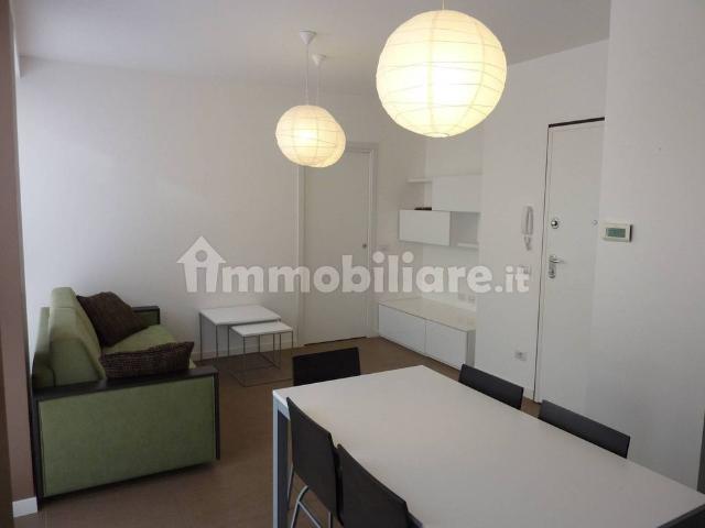 Bilocale via Gorizia 10, Centro, Sondrio