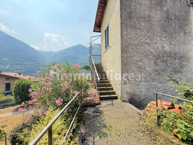 Bilocale via Generale Armando Diaz 36, Spinone al Lago