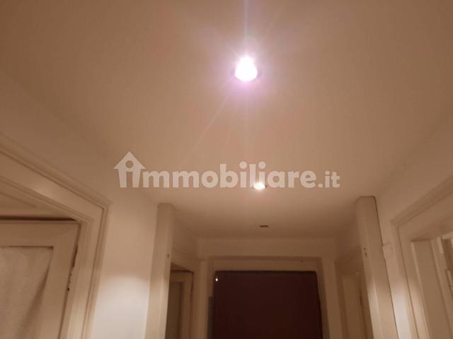 Bilocale via Giulio Carcano 25, Pezzotti Meda, Milano