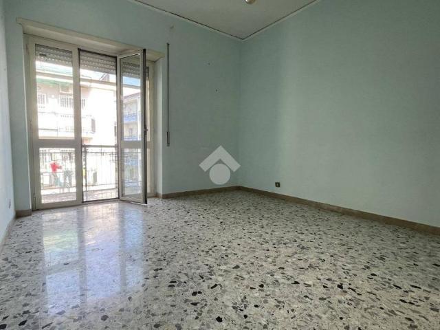 Bilocale via giulio palermo 52, Rione Alto, Napoli