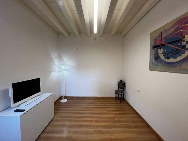 Bilocale via Giuseppe Garibaldi 20, Centro, Padenghe sul Garda