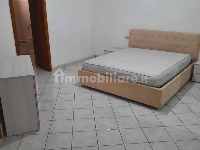 Bilocale via Giuseppe Parini 10, Centro, Isola del Liri
