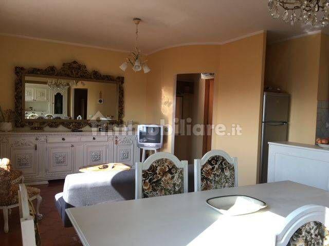 Bilocale via Giuseppe Verdi 18, Centro, Nuoro