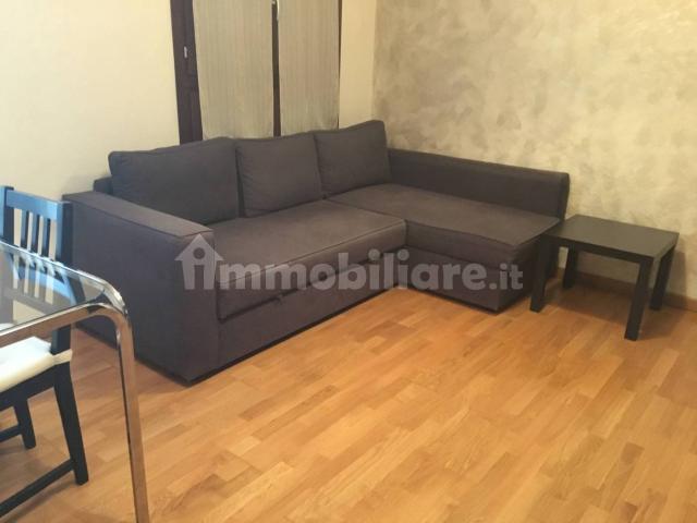 Bilocale via Giacomo Leopardi 5, Centro, San Donato Milanese