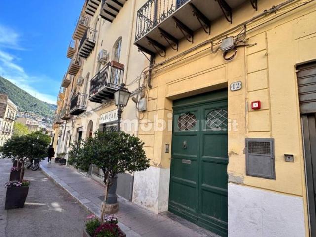 Bilocale via Giacomo Matteotti 14, Centro, Cefalù