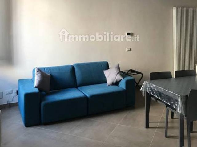 Bilocale via Gilberto Govi 9, Centro, Mantova