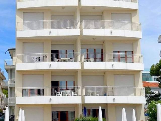 Bilocale via Giosuè Carducci, Lido Centro Ovest, Jesolo