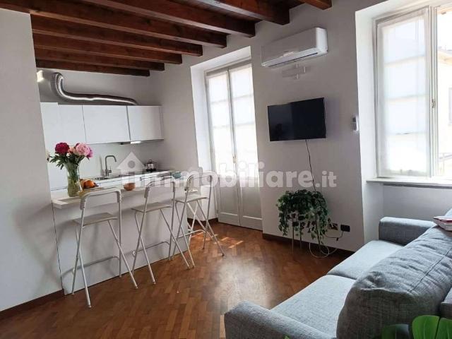 Bilocale via Giovio, 15, Centro Storico, Como