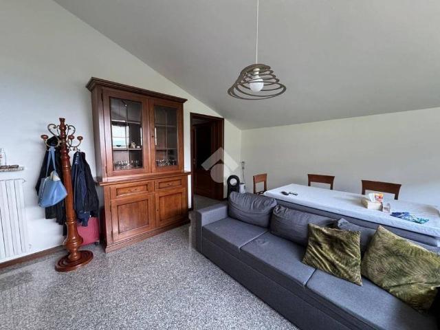 Bilocale via Dosso 41, Centro, Solto Collina