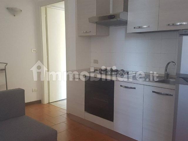 Bilocale via D'annunzio 3, Corso Genova, Milano