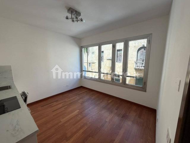 Bilocale via dei Borromeo, Savonarola Ponte Molino, Padova