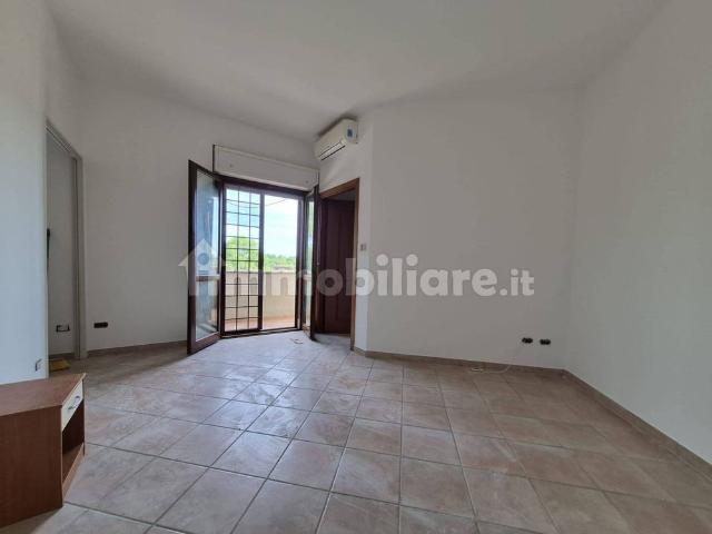Bilocale via del Nibbio 37, Tor San Lorenzo Nuova California, Ardea