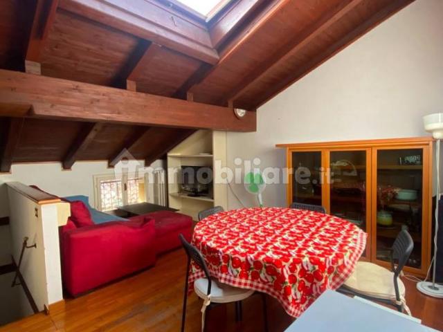Bilocale via del Borgo di San Pietro 5, Irnerio, Bologna