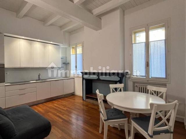 Bilocale via del Borgo di San Pietro 5, Irnerio, Bologna