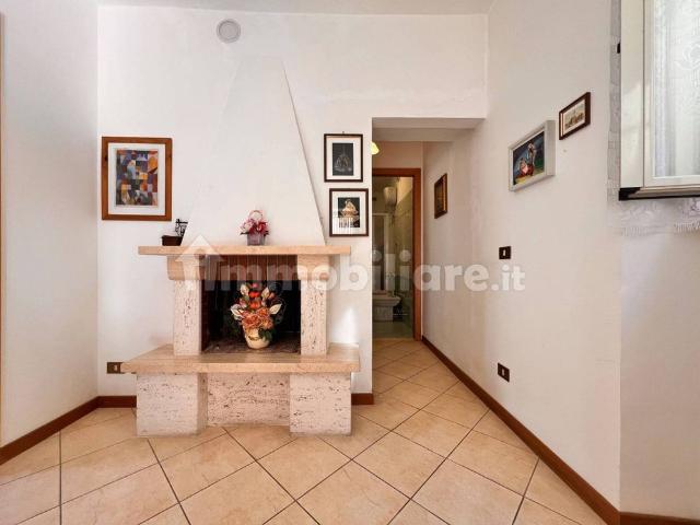 Bilocale via del Laghetto 9, Capodimonte
