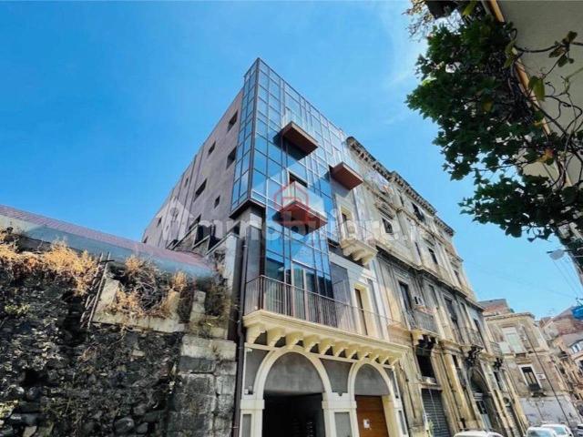Bilocale via del Vecchio Bastione 15, Centro Storico, Catania
