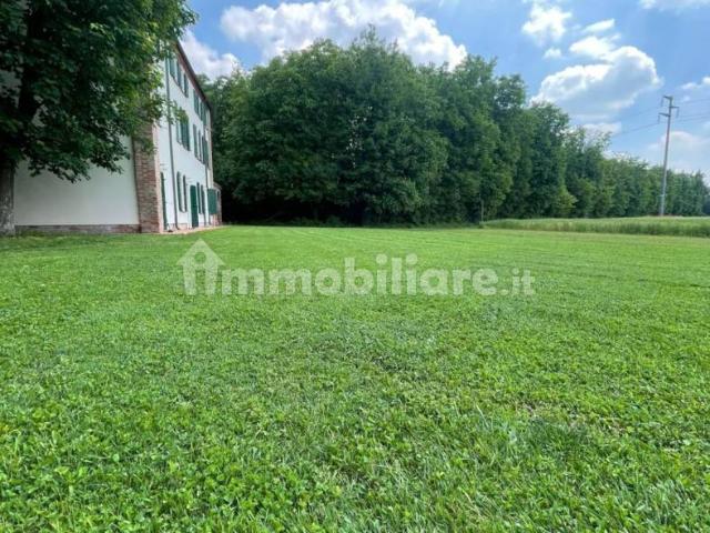 Bilocale via della Canapa 40, Pontelagoscuro, Ferrara
