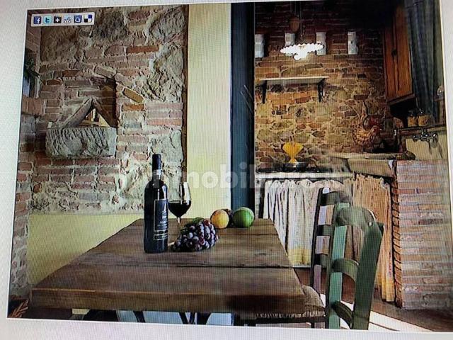 Bilocale via della Pineta, 12, Montecastello, Treggiaia, I Fabbri, Pontedera