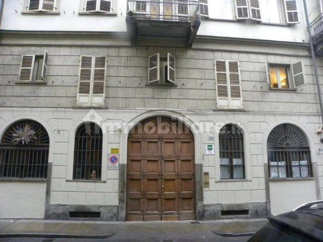 Bilocale via Della Rocca 36, Via della Rocca, Torino