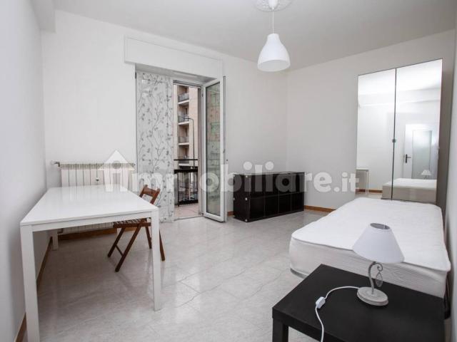 Bilocale via della Torre 8, Turro, Milano