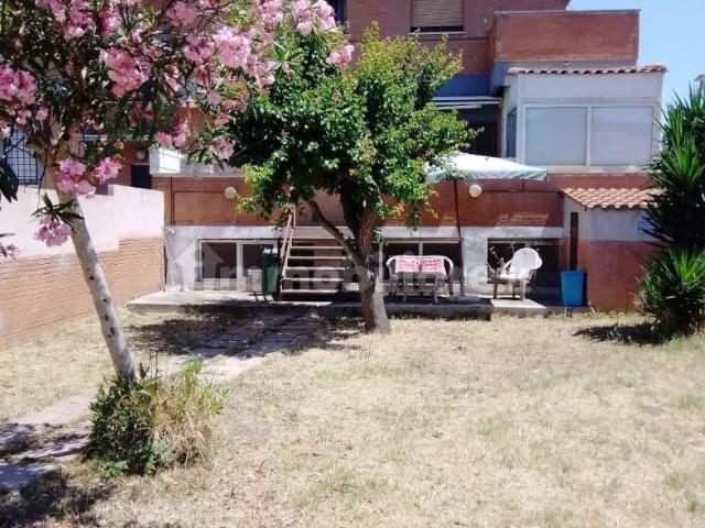 Bilocale via delle Fucsie 9, Lido dei Pini, Anzio