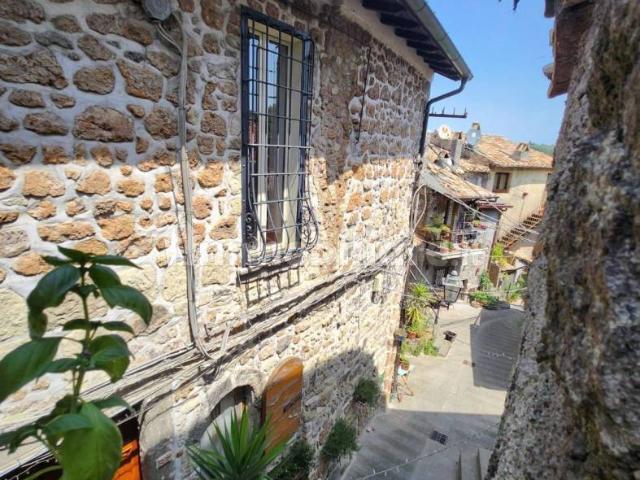 Bilocale via delle Scuole, Mazzano Romano