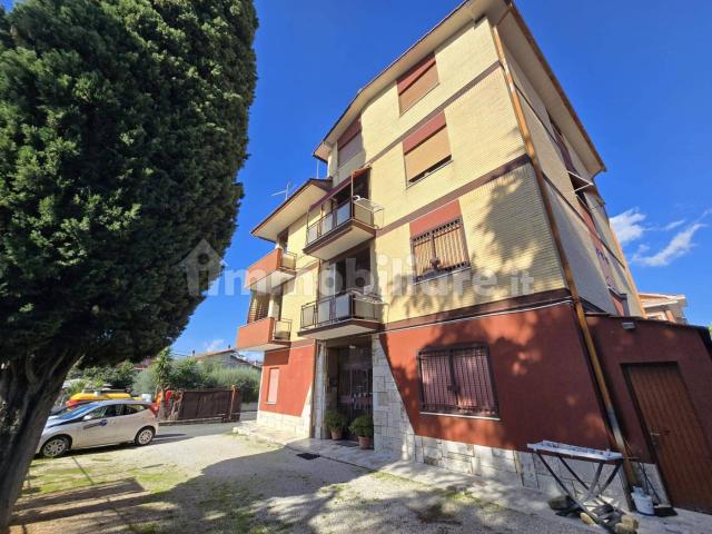 Bilocale via di Vermicino 541, Tor Vergata, Roma