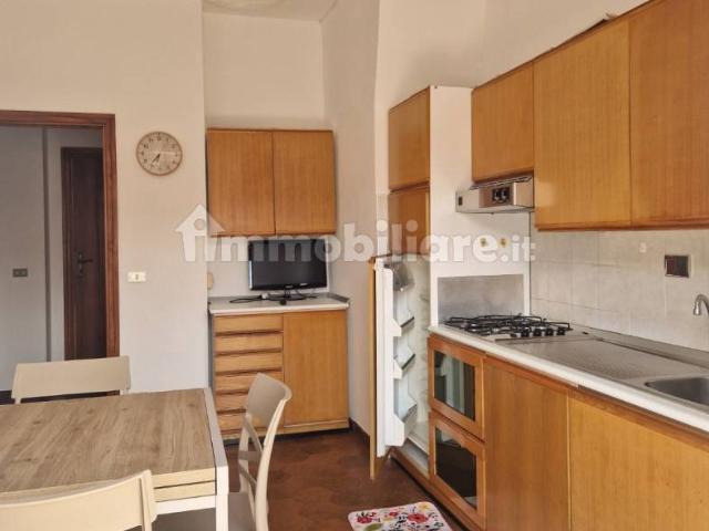 Bilocale via Diano Calderina 13, Oneglia, Imperia