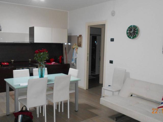 Bilocale via Enrico Cosenz 54, Bovisa, Milano
