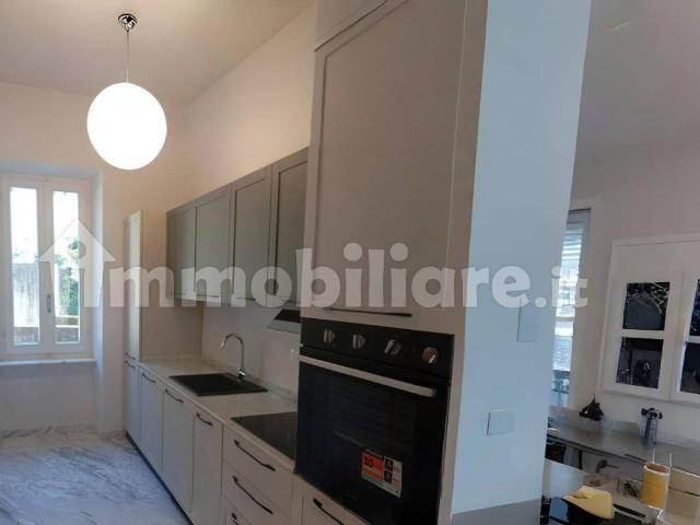 Bilocale via Erevan 10, Centro, Carrara