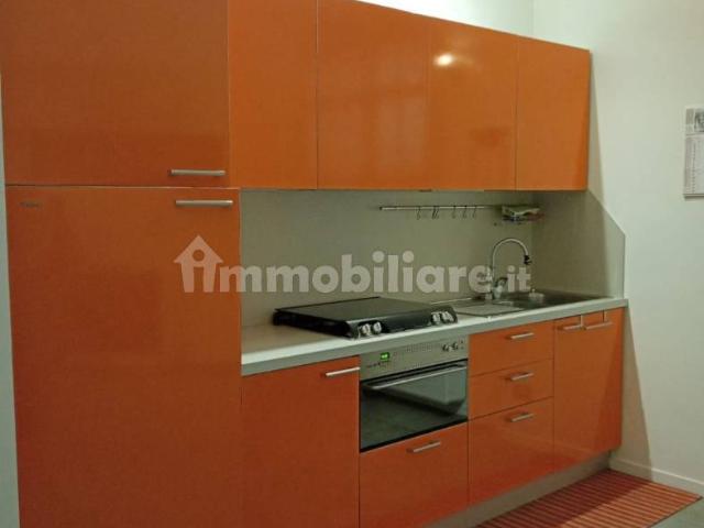 Bilocale via Eugenio Carpi 1, Casoretto, Milano
