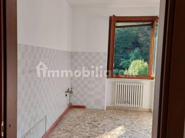 Bilocale via Fantasina 41, Fantasina, Cellatica