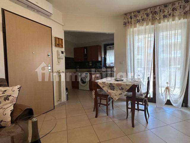 Bilocale via Federico Spera 111, Comparto Biccari, Foggia