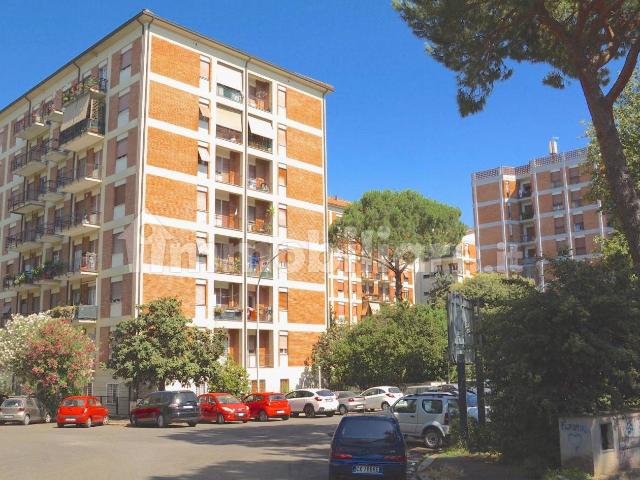 Bilocale via Filippo Antonio Gualterio, Nuovo Salario, Roma