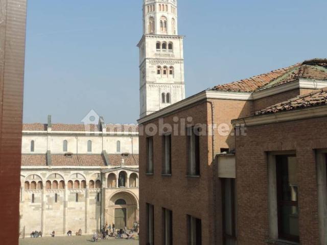 Bilocale via Francesco Selmi 12, Centro Storico, Modena