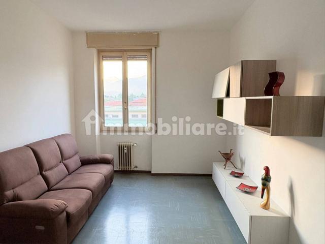 Bilocale via Francesco Simonetta 25, Intra, Verbania