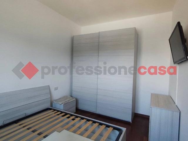 Bilocale via Imbonati, 83, Dergano, Milano