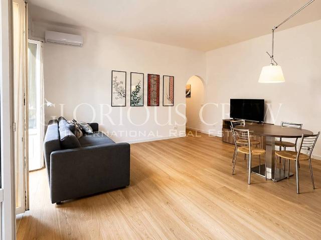 Bilocale via Olona 11, Corso Genova, Milano