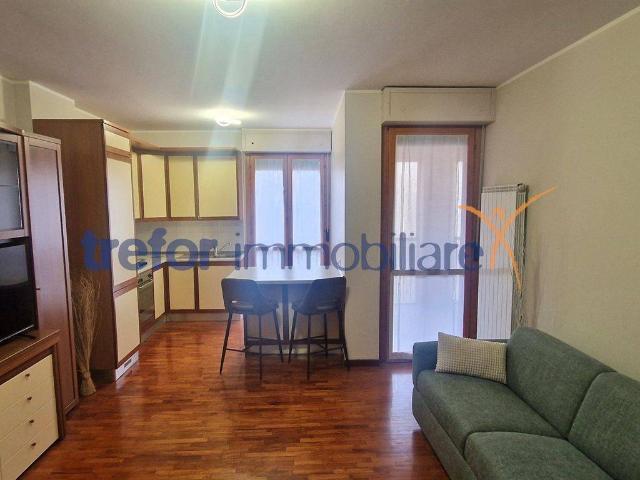 Bilocale via Olona 4, Centro, San Donato Milanese