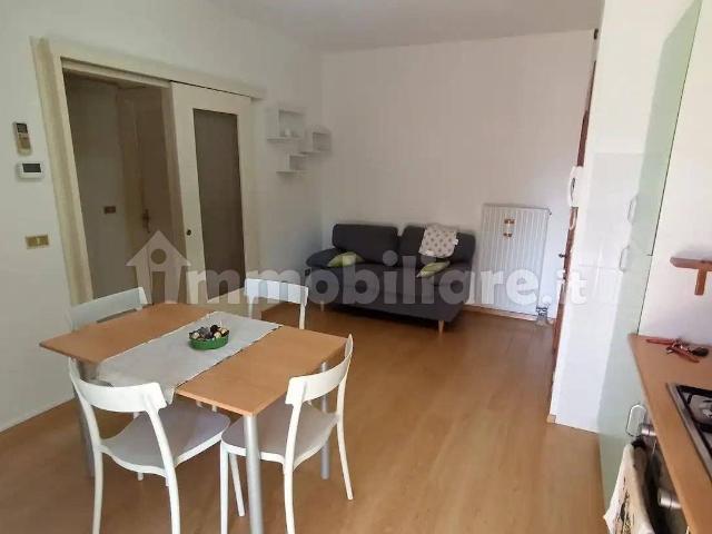 Bilocale via Oslavia 40, Viale Roma, Foligno