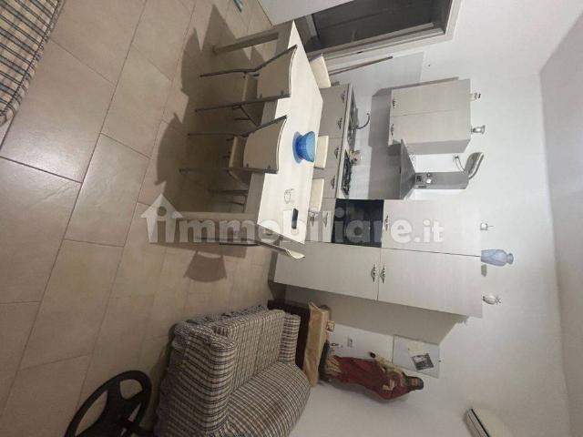 Bilocale via Libertà 44, Libertà, Bari