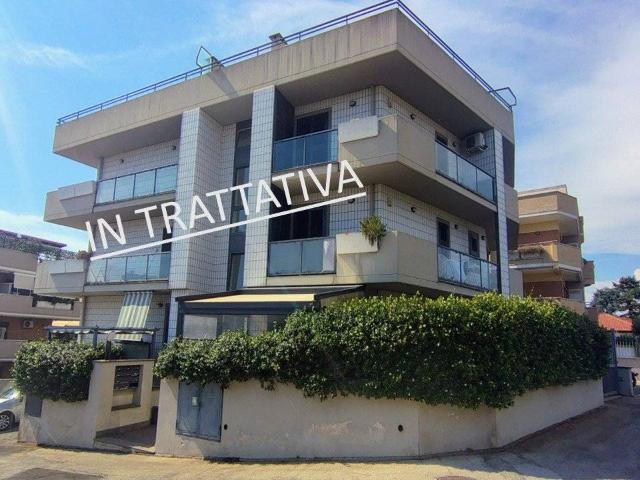 Bilocale via Luciano Massimo Consoli, Frattocchie, Marino