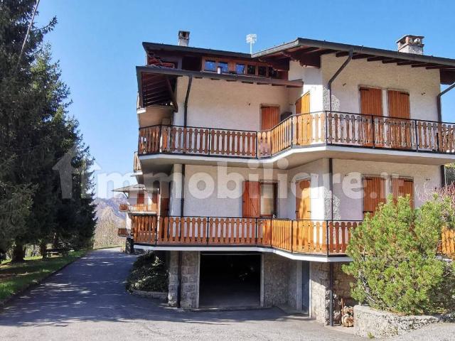Bilocale via Luigi Cadorna 7, Centro, Castione della Presolana