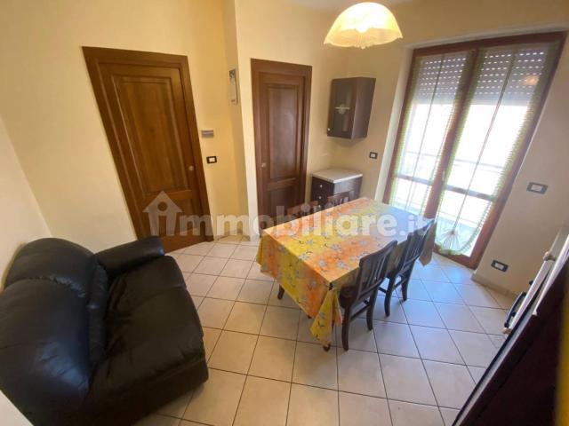 Bilocale via Luigi Mercantini 42, Centro, Bra
