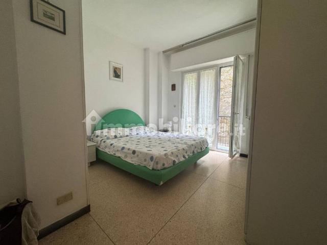 Bilocale via Monsignor Francesco Callandrone 16, Centro, Varazze