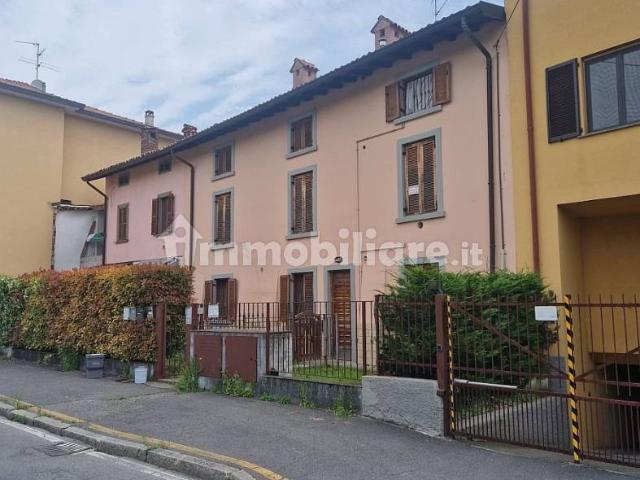 Bilocale via Monte Grappa 114, Centro, Urgnano