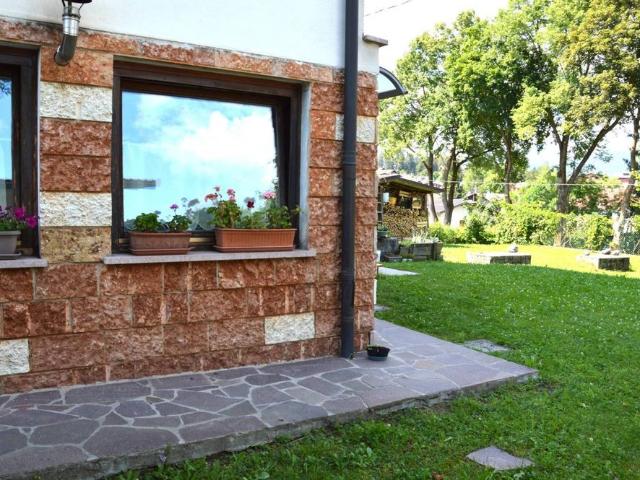 Bilocale via Monte Lemerle, Canove Di Roana, Roana
