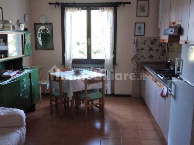 Bilocale via Morandi, Castelnuovo Ne' Monti, Castelnovo Ne' Monti