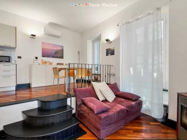 Bilocale via Magenta 7, Centro Storico, La Spezia